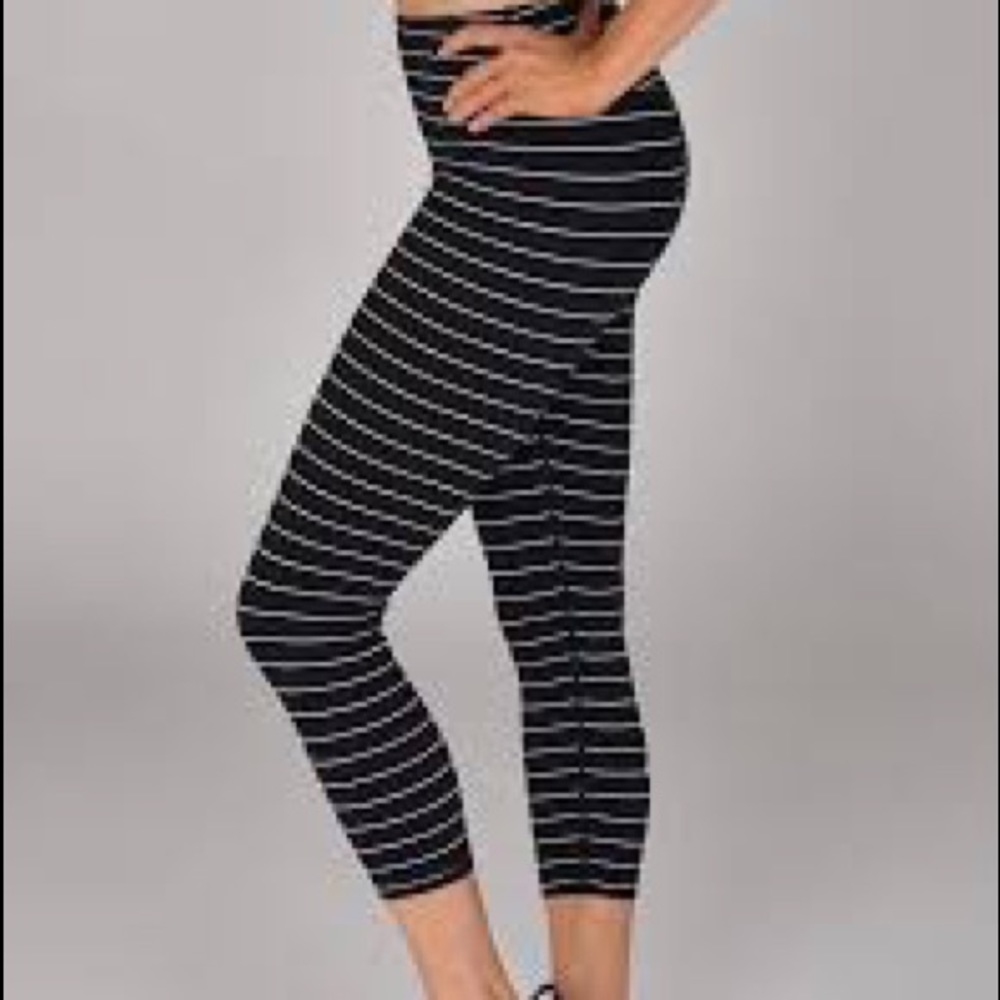 Glyder Vital black and white pinstripe leggings